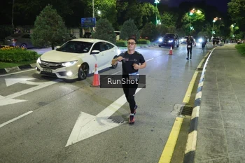 Runner Photo 4242681