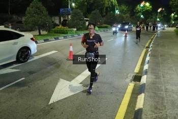 Runner Photo 4242691