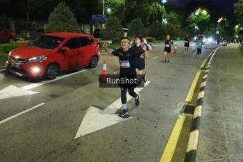 Runner Photo 4242767