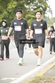 Runner Photo 4242784