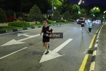 Runner Photo 4242787