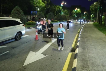 Runner Photo 4242798