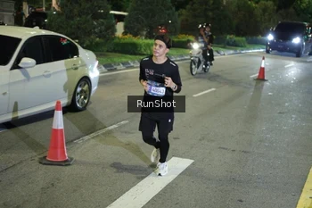 Runner Photo 4242810
