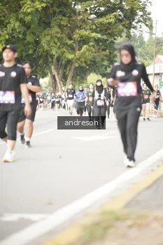 Runner Photo 4242815