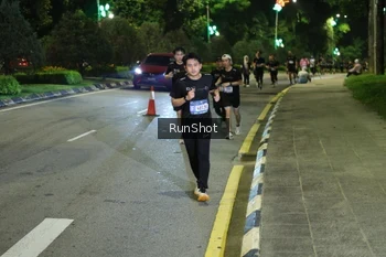 Runner Photo 4242822