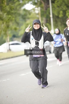 Runner Photo 4242866