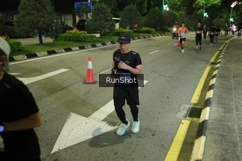 Runner Photo 4242869