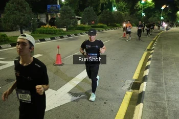 Runner Photo 4242870