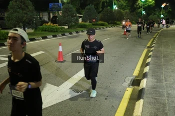 Runner Photo 4242871