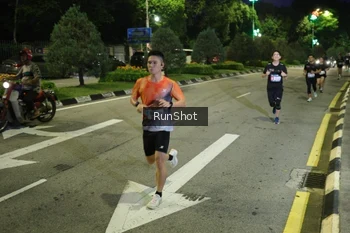 Runner Photo 4242873