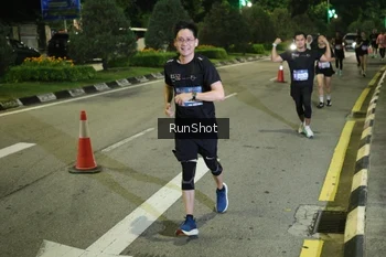 Runner Photo 4242886