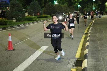 Runner Photo 4242888