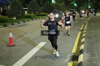 Runner Photo 4242902