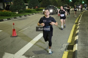 Runner Photo 4242903