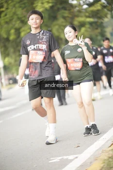Runner Photo 4242938