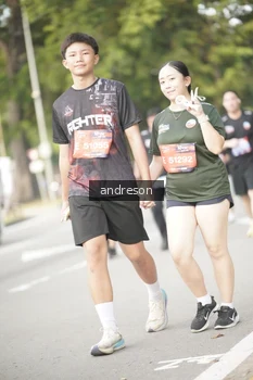 Runner Photo 4242954