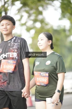 Runner Photo 4242990