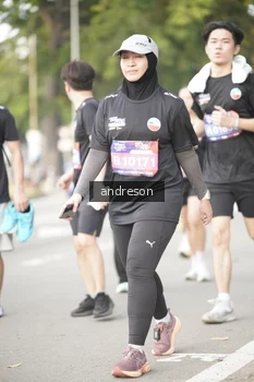 Runner Photo 4243030