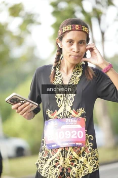 Runner Photo 4243102