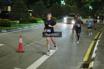 Runner Photo 4243130