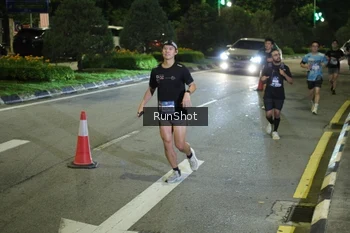 Runner Photo 4243154