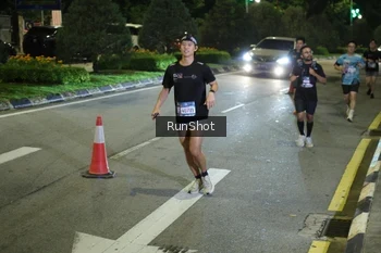 Runner Photo 4243169