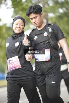 Runner Photo 4243208