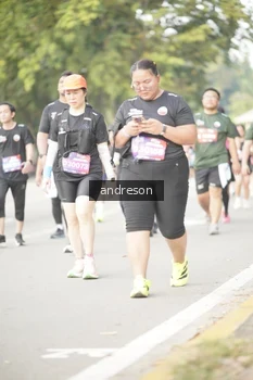 Runner Photo 4243227