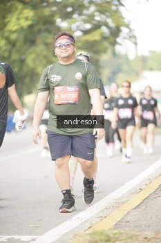 Runner Photo 4243246