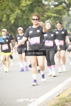Runner Photo 4243273