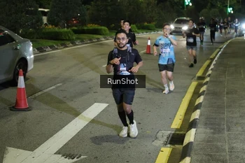 Runner Photo 4243289
