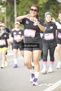 Runner Photo 4243353