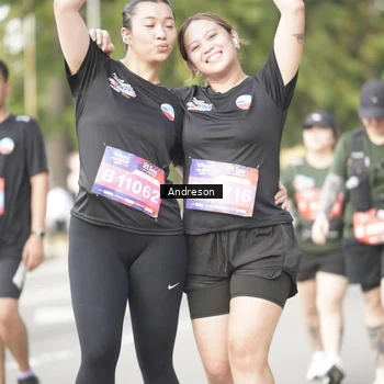 Runner Photo 4243393