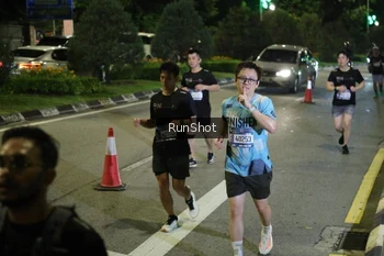 Runner Photo 4243438