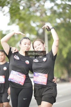 Runner Photo 4243451