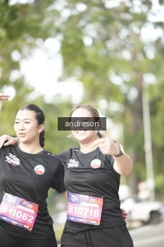 Runner Photo 4243494