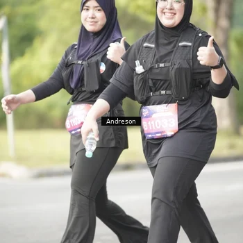 Runner Photo 4243609