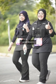 Runner Photo 4243626