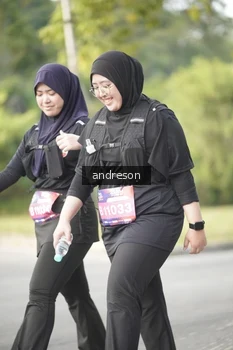 Runner Photo 4243659