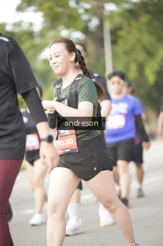 Runner Photo 4243683