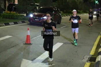 Runner Photo 4243687