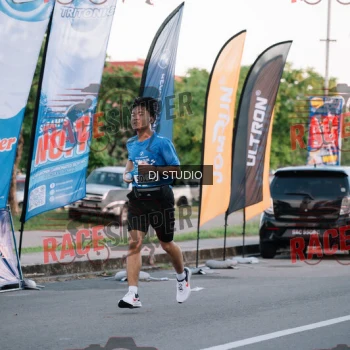 Runner Photo 424378