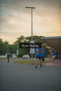 Runner Photo 4243850