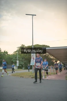 Runner Photo 4243964