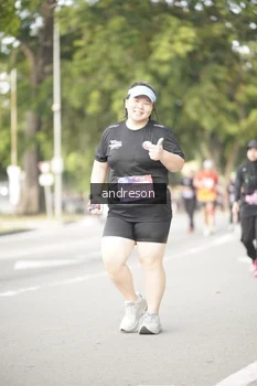 Runner Photo 4243974