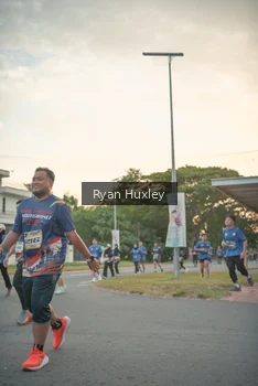 Runner Photo 4244046