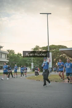 Runner Photo 4244047