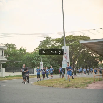 Runner Photo 4244049