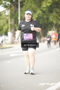 Runner Photo 4244062