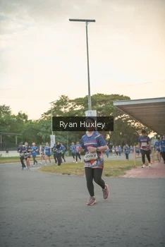 Runner Photo 4244088